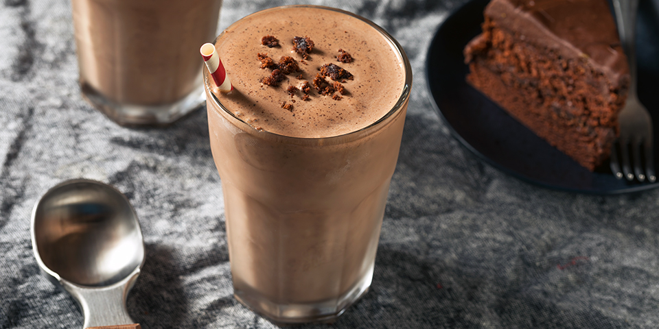 Smoothie au Shakeology Brownie au caramel et chocolat et à la framboise