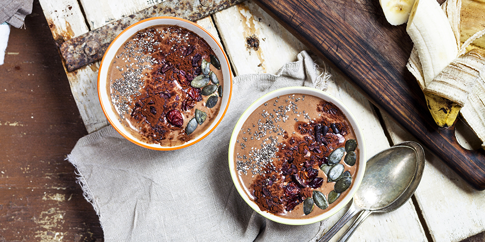 Chocolate Cranberry Latte Smoothie Bowl