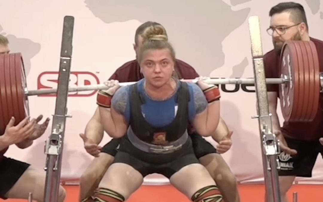 daria-rusanenko-(84kg)-scores-equipped-squat-world-record-of-276-kilograms-(608.4-pounds)-–-breaking-muscle