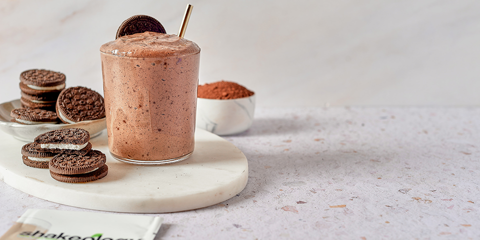 Cocoa Cookies & Creamy Shake