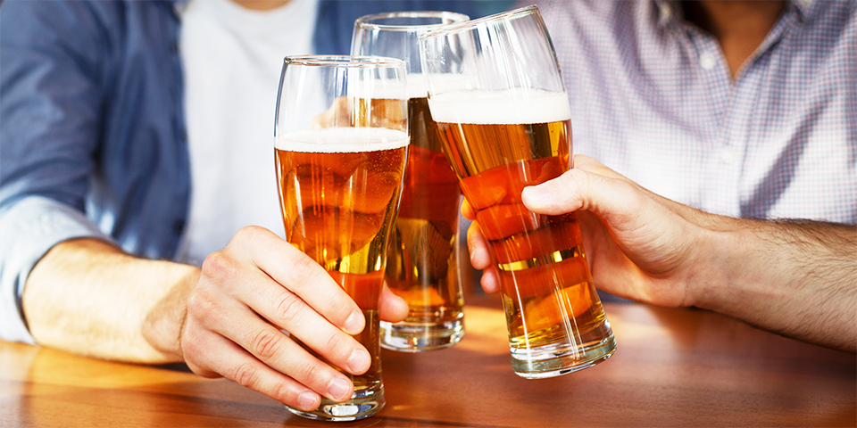 8 of the Best Non-Alcoholic Beers to Drink When You Aren't Drinking