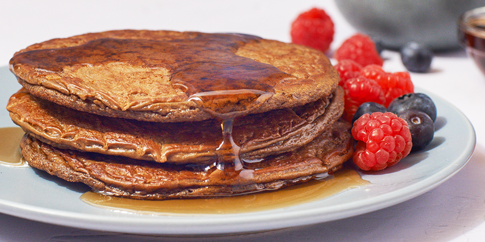 Cookies & Creamy Shakeology Pancakes