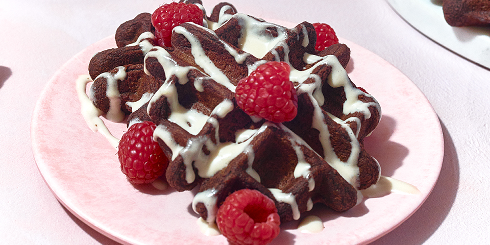 red-velvet-shakeology-waffles