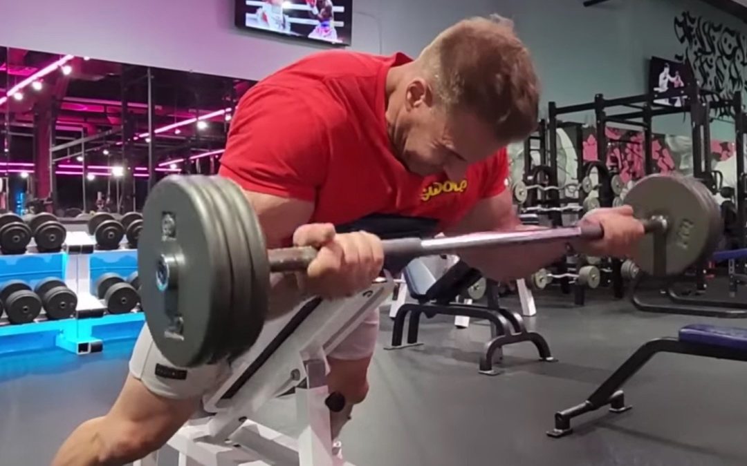 jay-cutler-breaks-down-his-workout-to-build-20-inch-arms-–-breaking-muscle