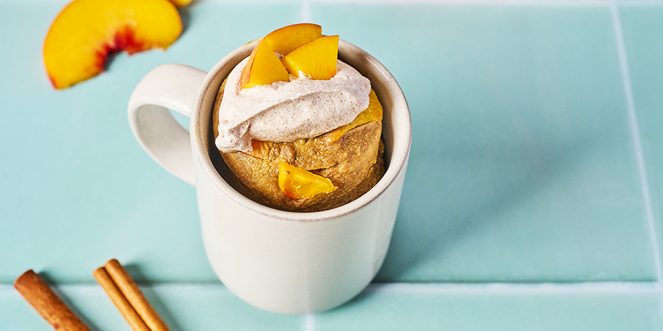 peaches-and-cream-mug-cake