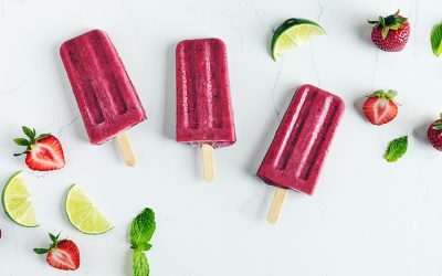 Paletas heladas de fresa y menta